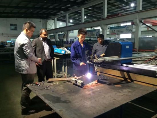 Jiaxin light-duty Gantry / mini sheet metal mini cnc plusma cut cnc cutters cnc plasma tube cutting machine