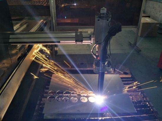 Precision Precision Gantry Type CNC Plasma Table Cutting Mesin plasma pemotong panas kesepakatan