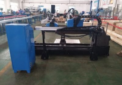 Big Gantry CNC cutting machine dengan obor pemotongan plasma atau obor pemotongan gas