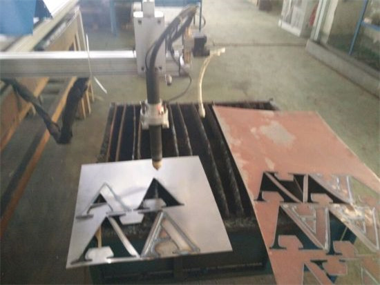 Pabrik rega 1530 plasma cutting machine kanggo stainless steel sheet baja karbon cnc pemotong plasma ing stok
